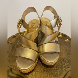 Michael Kors gold sandal wedge excellent condition